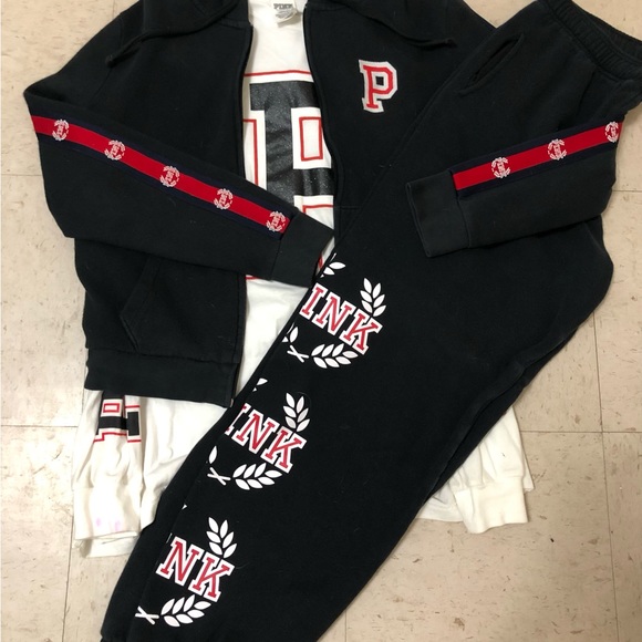 VS Pink LoGo Set - Picture 2 of 15